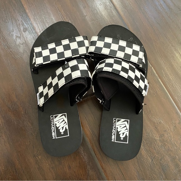 Vans women’s adjustable strap sandals checkerboard pattern size 5 - Read descrip - Picture 2 of 8